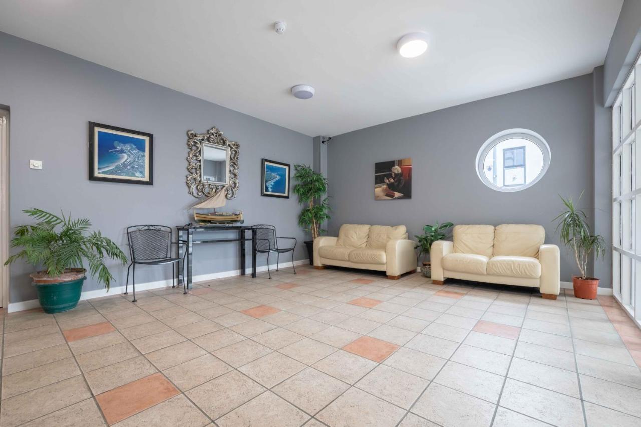 Harbour View - Fantastic Sea Views Over Harbour Apartment Portrush