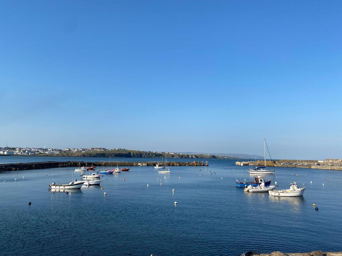 Apartment Harbour View - Fantastic Sea Views Over Harbour *